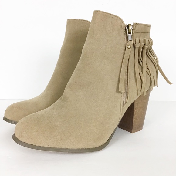 ADRIANA Juniper-55 fringe boho booties NWOB Women’s size 10 - Picture 2 of 7